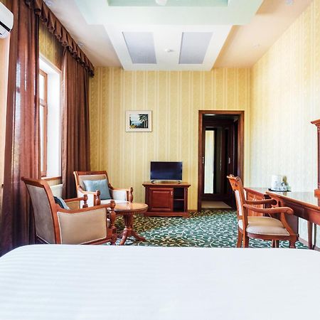 Western Suites Hotel Tashkent Ngoại thất bức ảnh