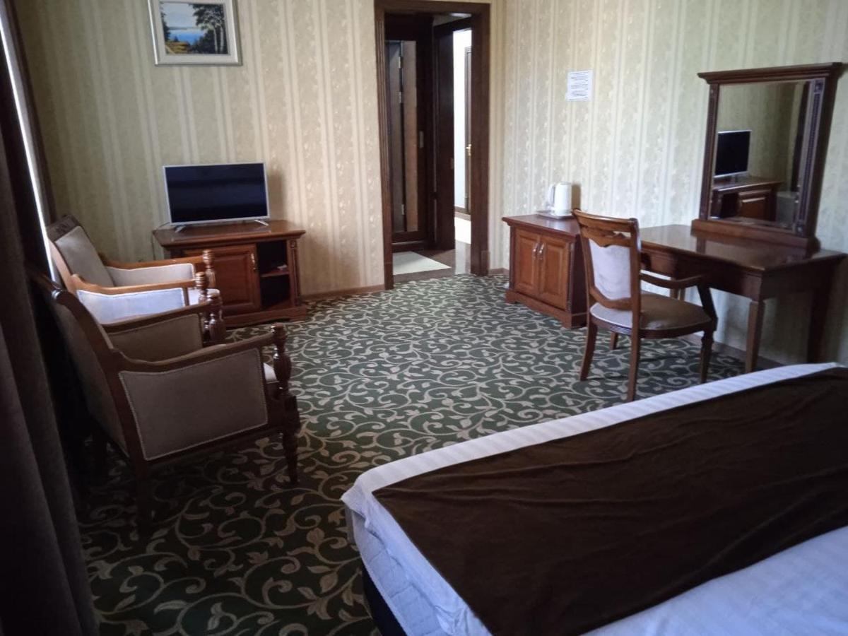 Western Suites Hotel Tashkent Ngoại thất bức ảnh