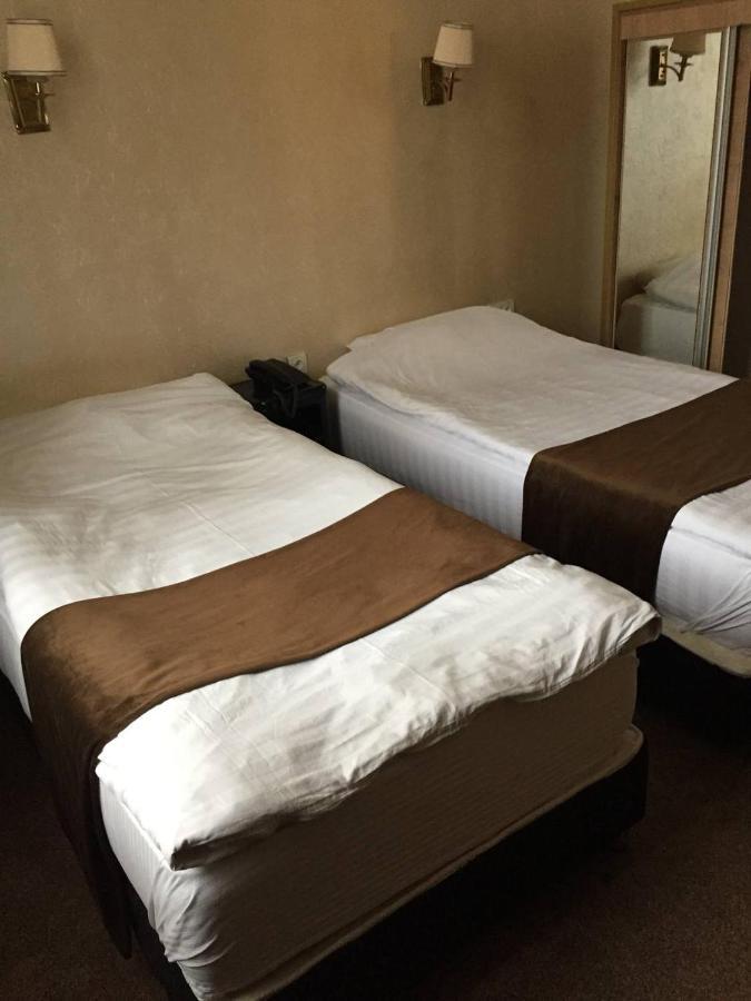 Western Suites Hotel Tashkent Ngoại thất bức ảnh