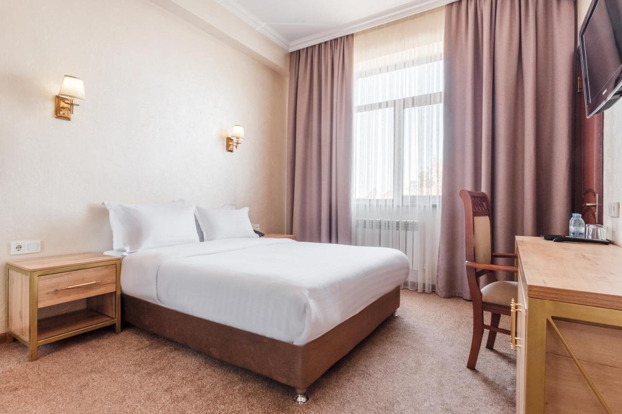 Western Suites Hotel Tashkent Ngoại thất bức ảnh