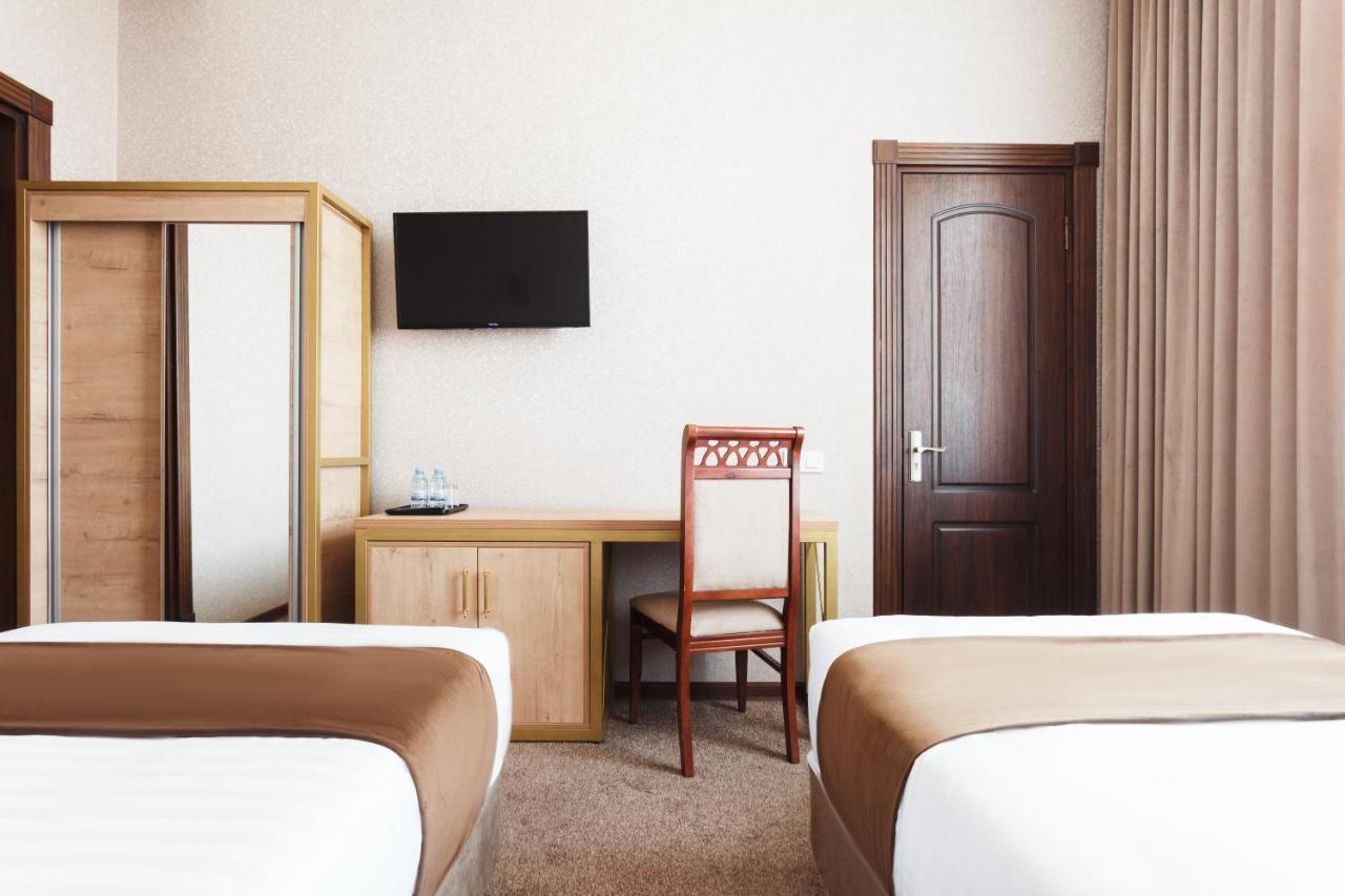 Western Suites Hotel Tashkent Ngoại thất bức ảnh