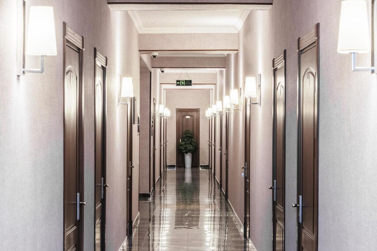 Western Suites Hotel Tashkent Ngoại thất bức ảnh