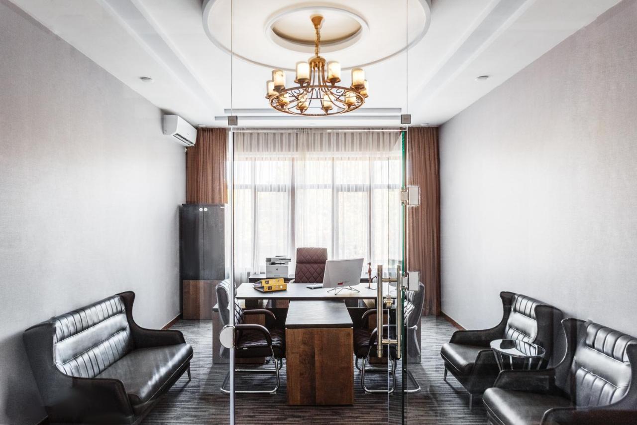 Western Suites Hotel Tashkent Ngoại thất bức ảnh
