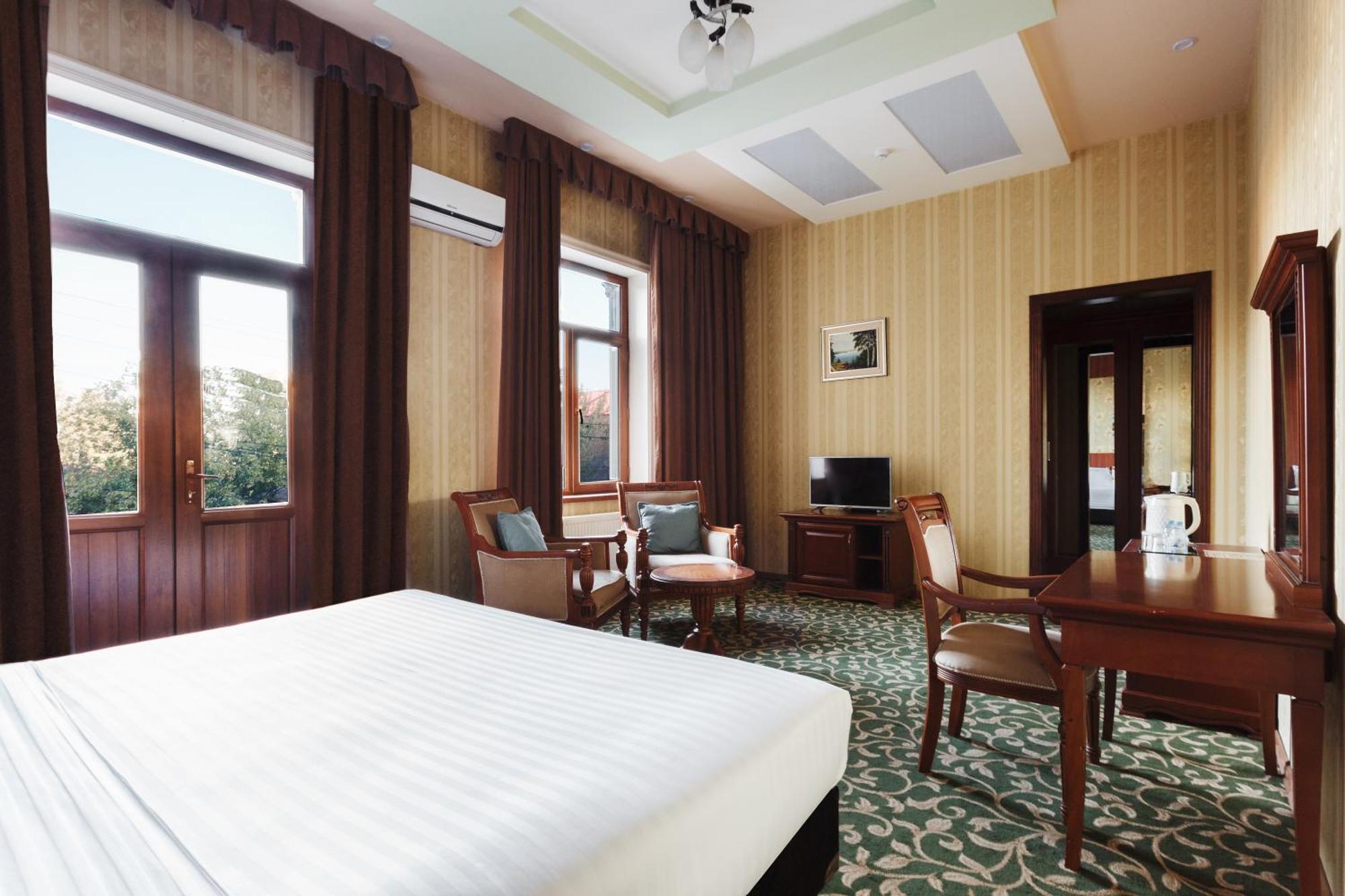 Western Suites Hotel Tashkent Ngoại thất bức ảnh