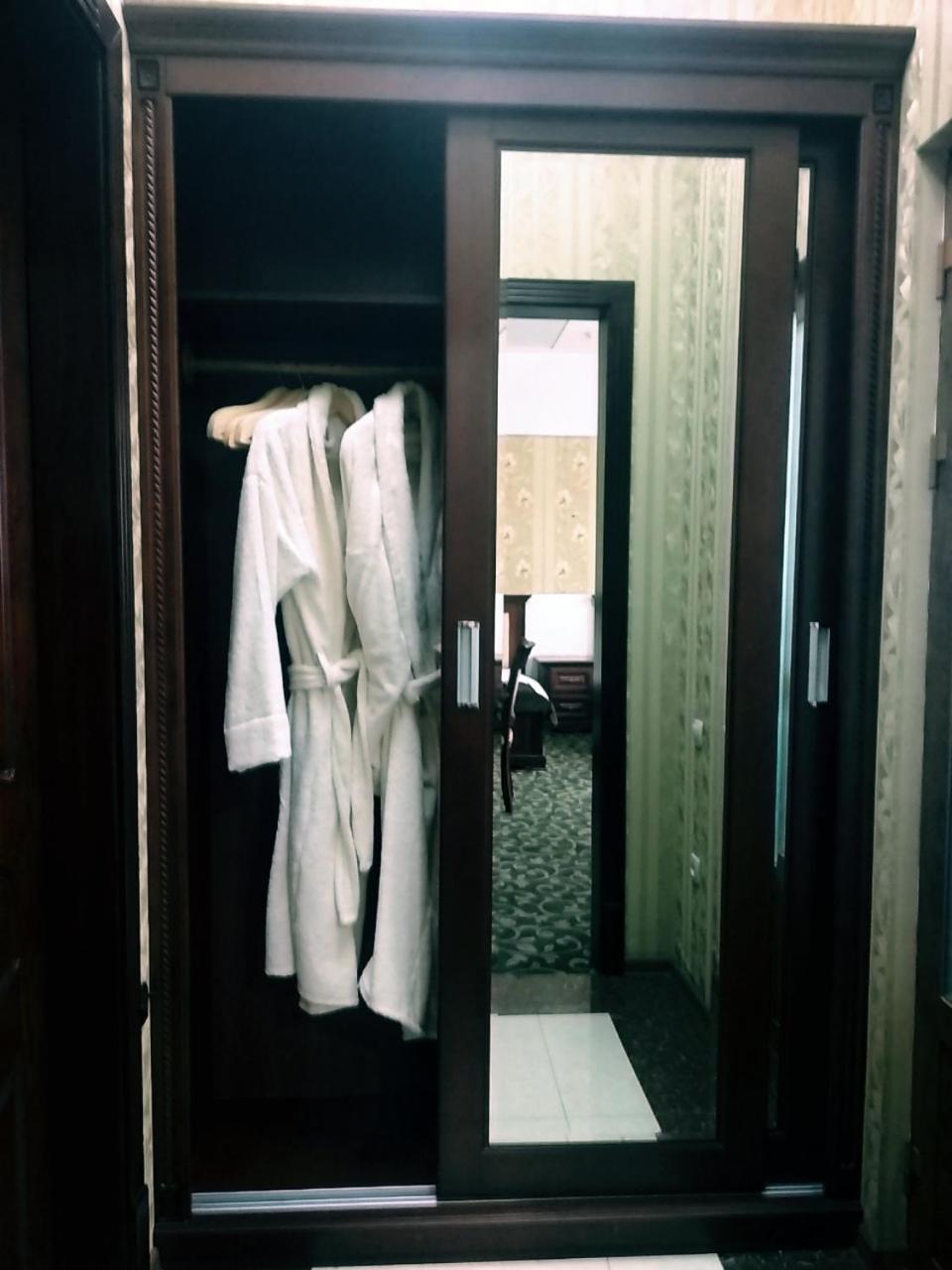 Western Suites Hotel Tashkent Ngoại thất bức ảnh